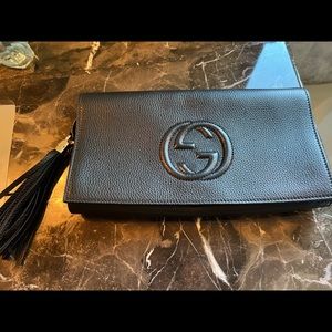 Authentic Gucci clutch -